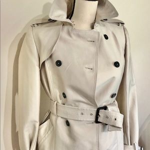 Zara  beige trench coat (NWOT)